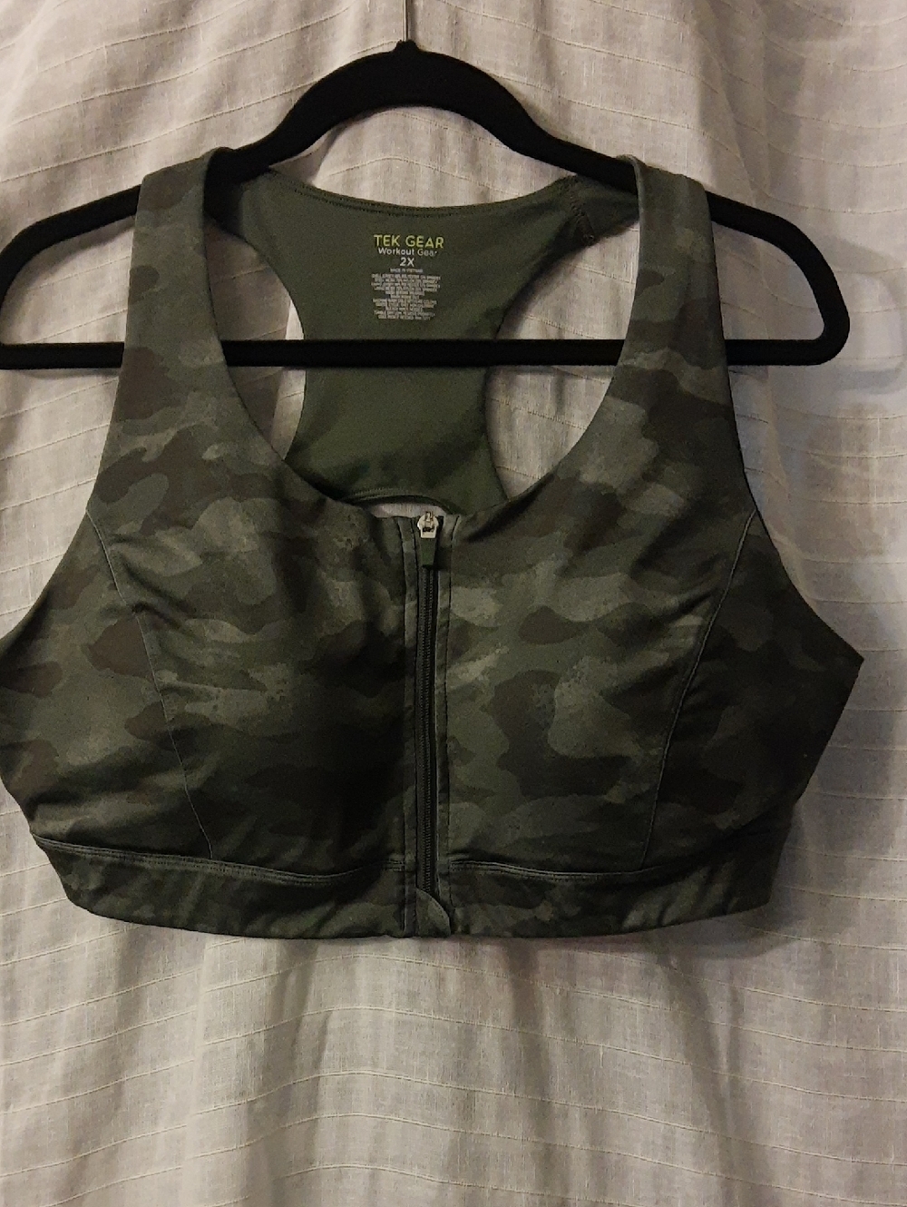 tek gear Olive Camo Front Zip Racerback Sports Bra - Dark Green